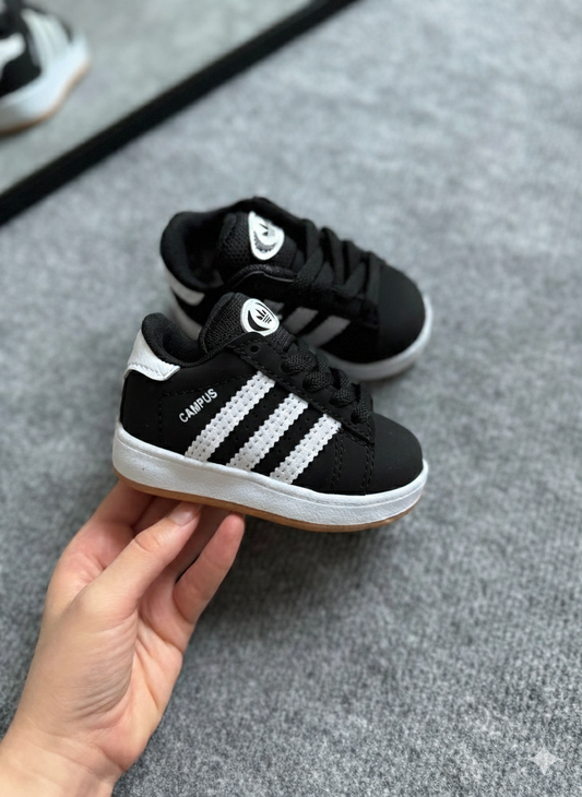 Black & White Kids’ Sneaker